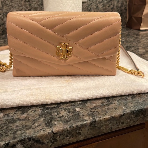 Tory Burch crossbody - Picture 1 of 16